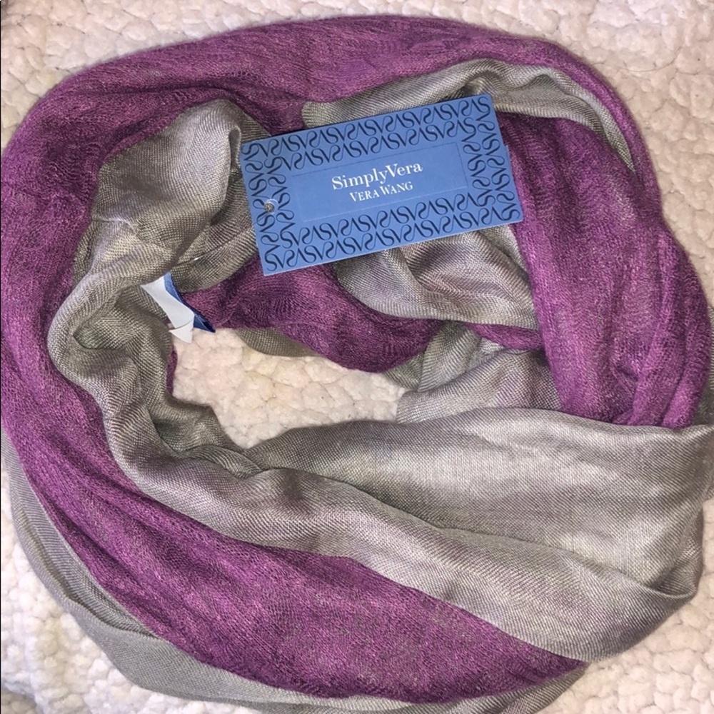 Vera Wang infinity scarf